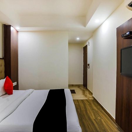 Collection O The Kailash Dev Hotel New Delhi Exterior photo